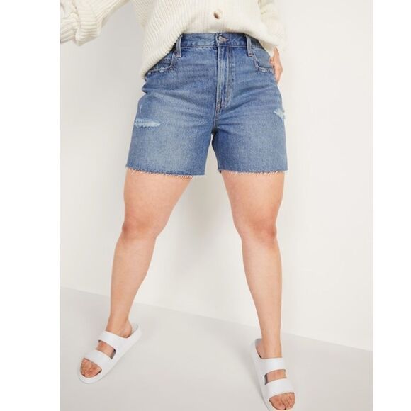 Old Navy High-Waisted Slouchy Straight Cutoff Jean Shorts  5-inch inseam - Picture 5 of 8